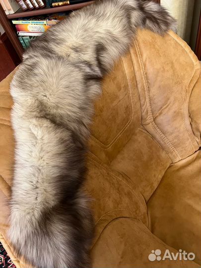 Меховой воротник песец