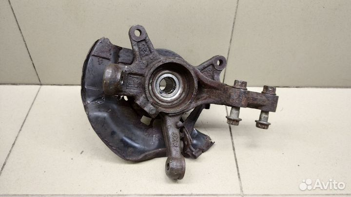 Кулак поворотный передний правый RAV 4 2000-2005