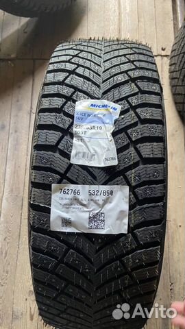 Michelin X-Ice North 4 SUV 235/55 R19 105T