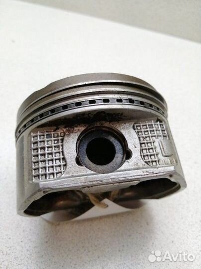 Поршень левый Toyota Harrier MCU10W 1mzfe