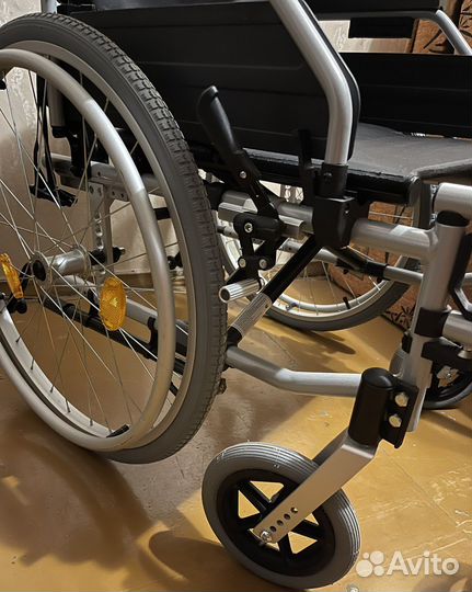 Коляска для инвалидов
