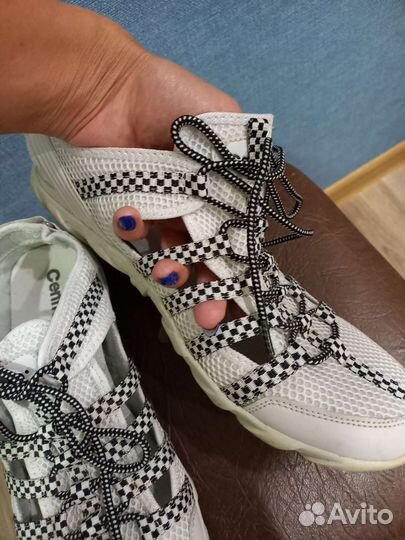 Кроссовки лето