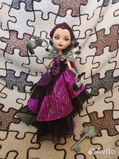 Кукла Рейвен Квин