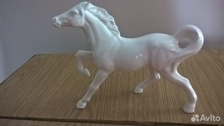 Статуэтка конь,лошадь.Керамика