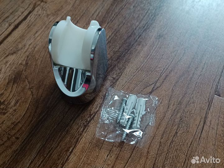 Крепёж для душа