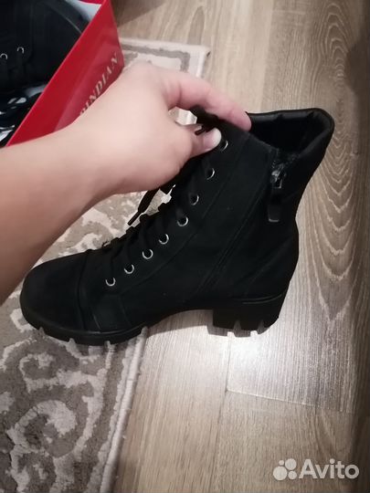 Ботинки женские зимние