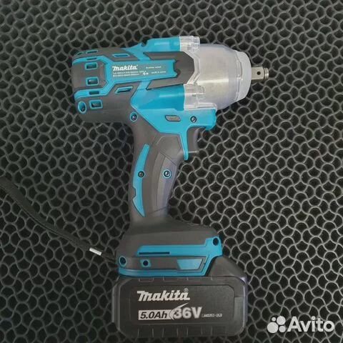 Гайковерт аккумуляторный Makita 600Нм