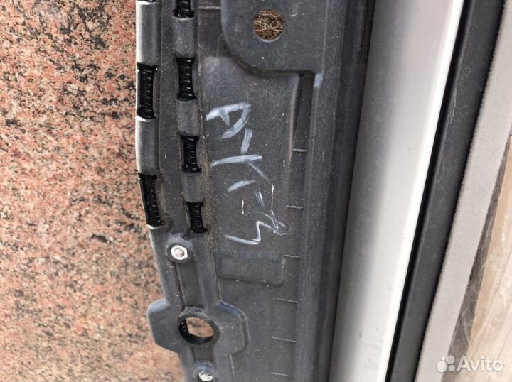 Mitsubishi Outlander 3 люк в сборе