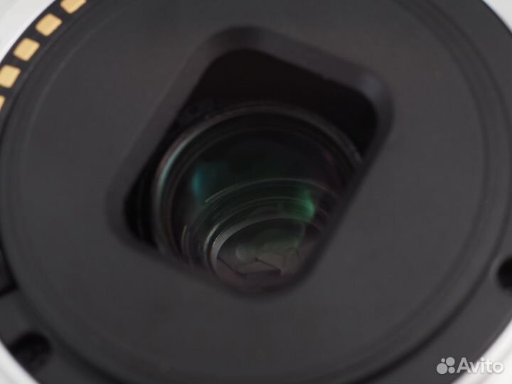 Sony 16 2.8 sel16f28