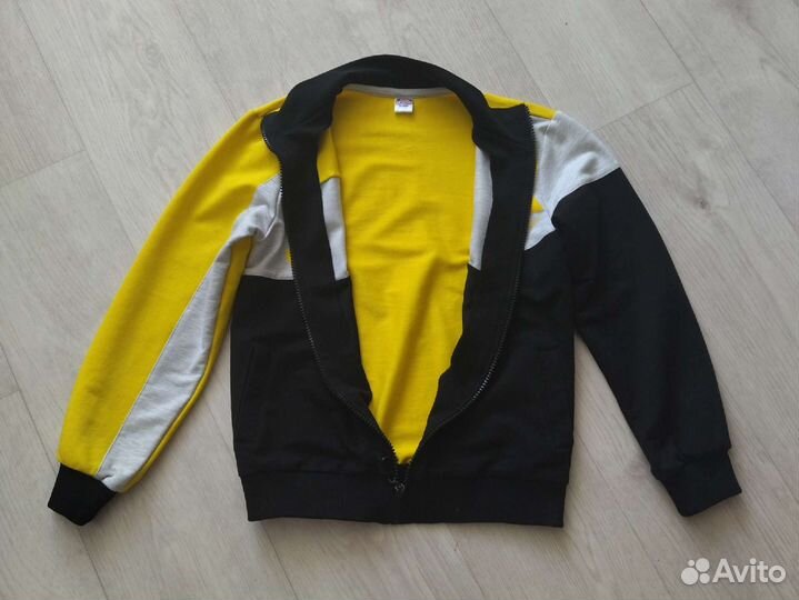 Спортивный костюм