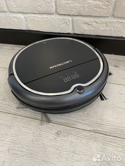 Робот пылесос
