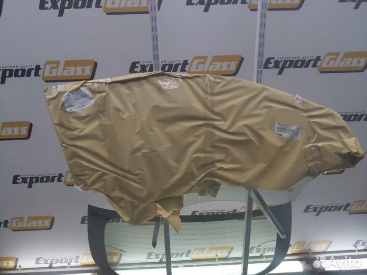 Дверное стекло опускное на Seat Ibiza IV 3D