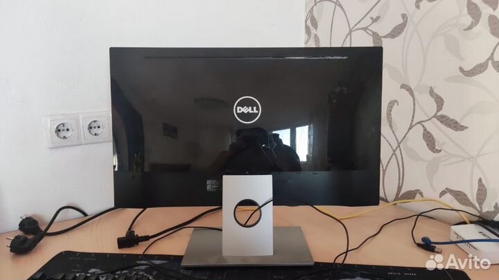 Монитор dell 24