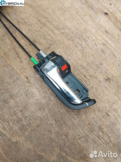 Замок двери задней левой Toyota Prius 2 NHW20