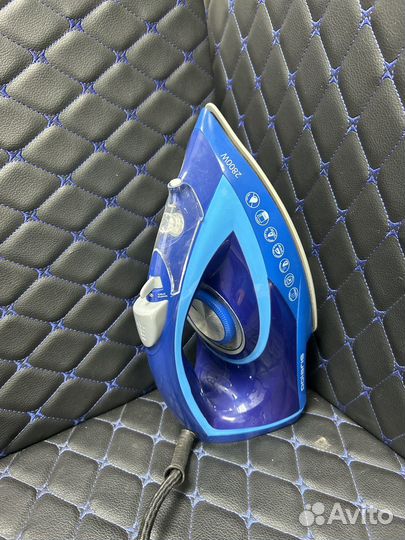 Утюг новый polaris