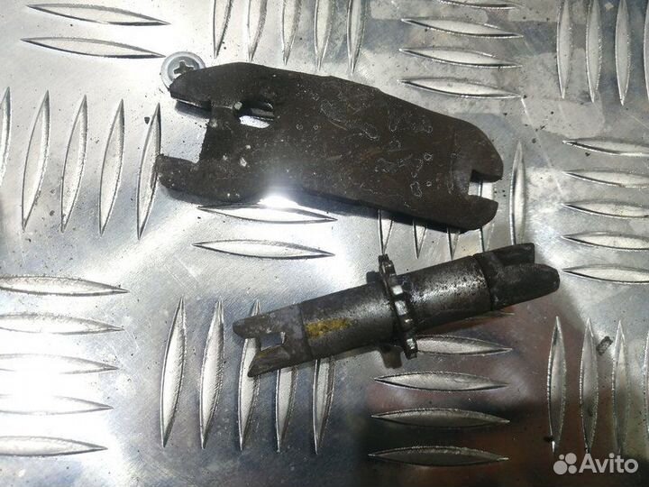 Монтажный комплект стояночного тормоза Qashqai J10