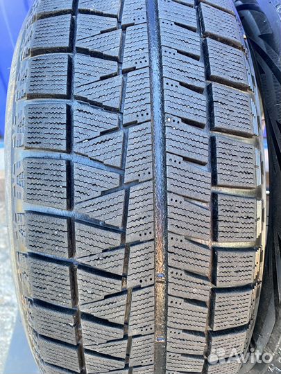 Bridgestone Blizzak Revo GZ 205/60 R16