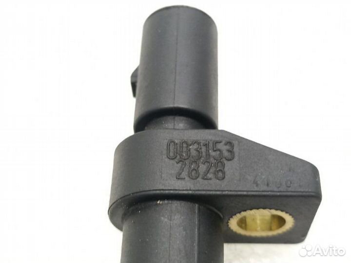 Датчик положения коленвала Mercedes-Benz C-Class