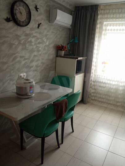 4-к. квартира, 85,7 м², 8/9 эт.