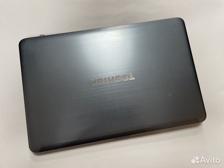 Toshiba L875 в разбор