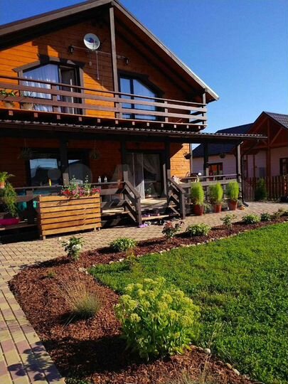 Дом 230 м² на участке 8 сот.