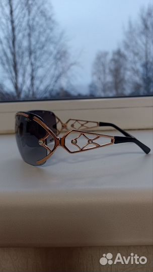 Солнцезащитные очки