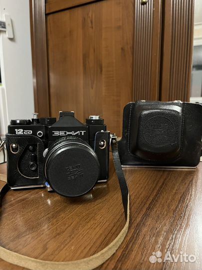 Пленочеый фотоаппарат Зенит 12сд