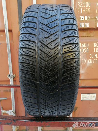 Pirelli Scorpion Winter 255/55 R18 105V