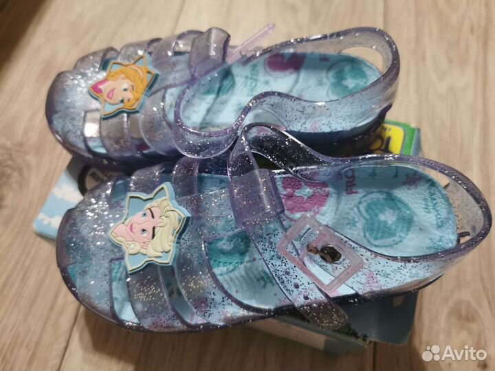 Сандали пляжные для девочек