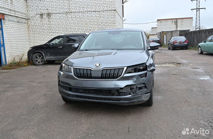 Skoda Karoq 1.6 МТ, 2021, битый, 79 000 км