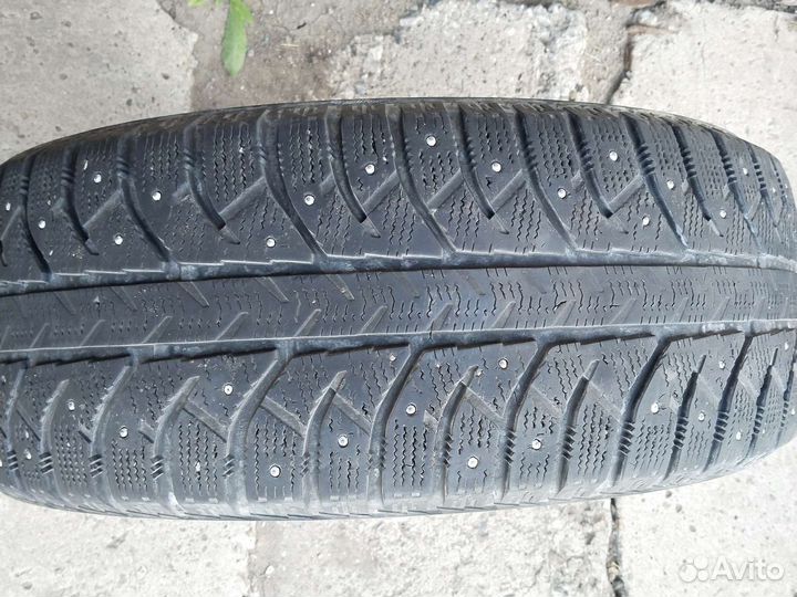 R17 Bridgestone Ice Cruiser 7000 225/60, PCD 5x114.3 DIA 59