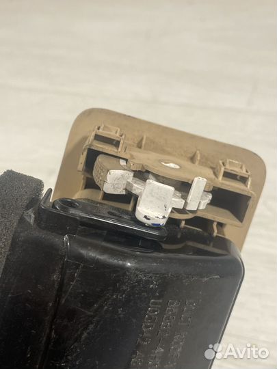 Дефлектор воздуховода правый Hyundai g/s,H-1