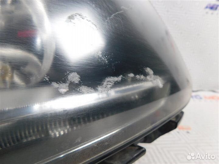 Фара правая Volkswagen Touran 1T3