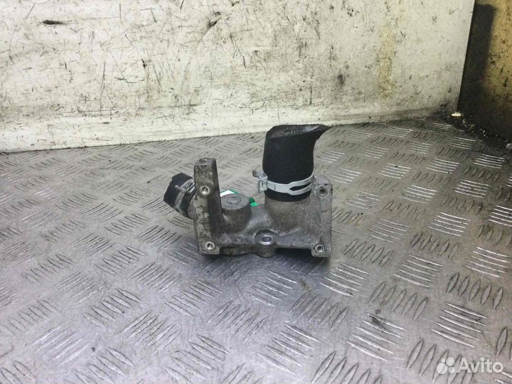 Фланец (тройник) системы охлаждения Форд Фокус shd