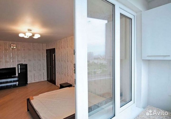 Пластиковая дверь / входная группа