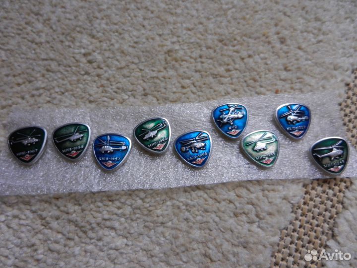 Значки вертолеты