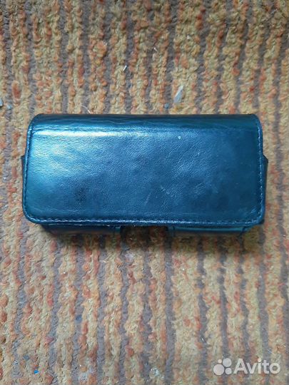 Чехол на телефон