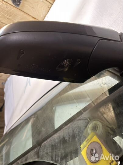 Зеркало боковое правое Audi A6 C6 4F