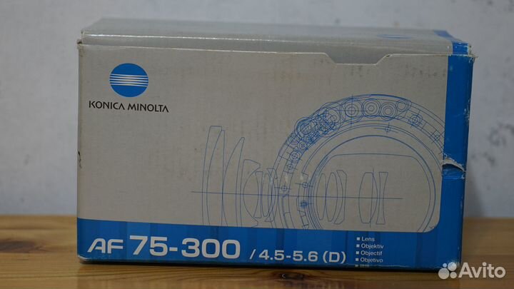 Объектив Konica Minolta AF 75-300 /4.5-5.6(D)