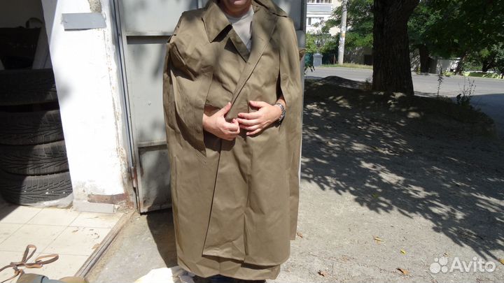 Плащ и плащ накидка офицерская СССР