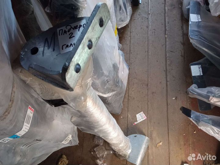 Фаркоп на Паджеро-2