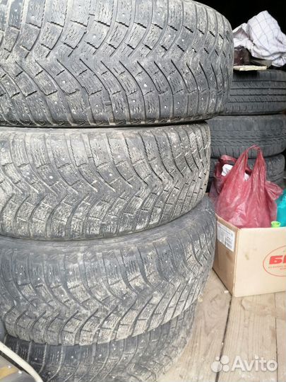 Michelin Latitude X-Ice North 215/70 R16 100T
