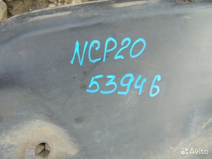 Планка под жабо Toyota Funcargo NCP20 2NZ-FE