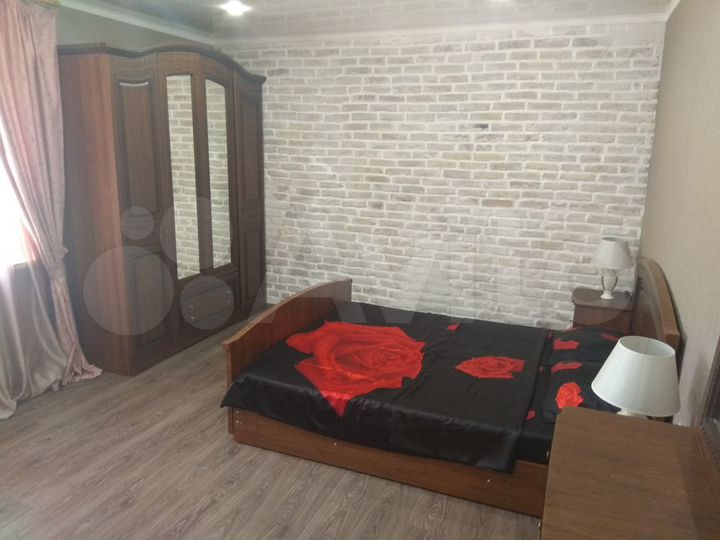 Дом 60 м² на участке 3 сот.