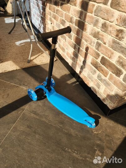 Самокат детский трехколесный Rocket Speed 2-4 года