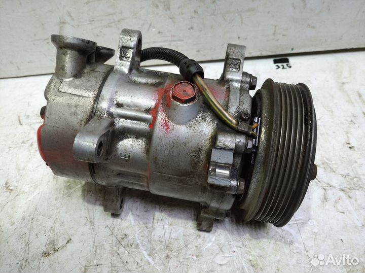 Компрессор кондиционера Peugeot 206