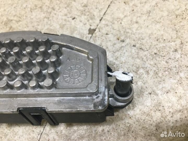 Резистор отопителя Volkswagen Passat B8 3G2