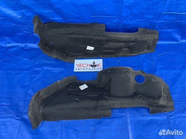 Теплозащитный экран шумоизоляция Audi Q7