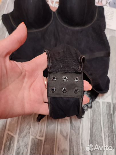 Боди новый красивый 85 D 48 размер