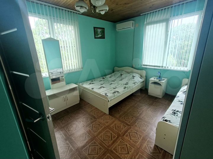 Дом 260 м² на участке 3 сот.